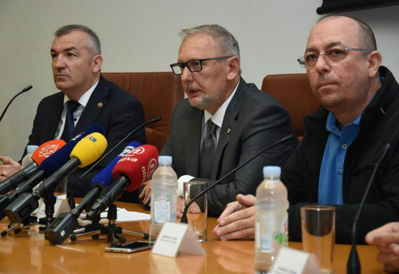 "Čestika" ministru i glavnom ravnatelju policije povodom Dana policije